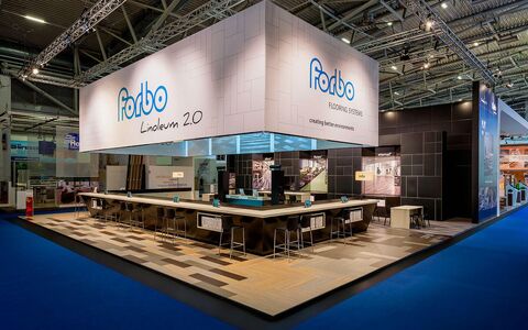 Messestandaufnahme des FORBO Messestandes auf der Messe BAU in München