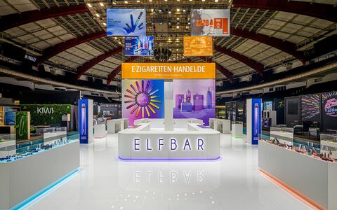 Fotograf & Messefotograf in Dortmund zur Messe Intertabac & Intersupply. Zu sehen ist der ELFBAR Messestand aus dem Jahr 2023.